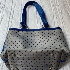 Harvey’s Seatbelt Tote